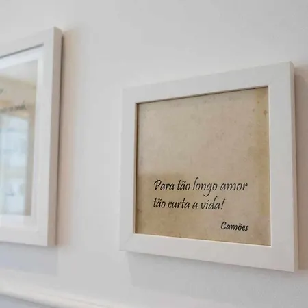 The Poets By Destiny Houses * Porto
