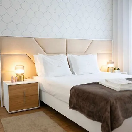 The Poets By Destiny Houses Apartamento